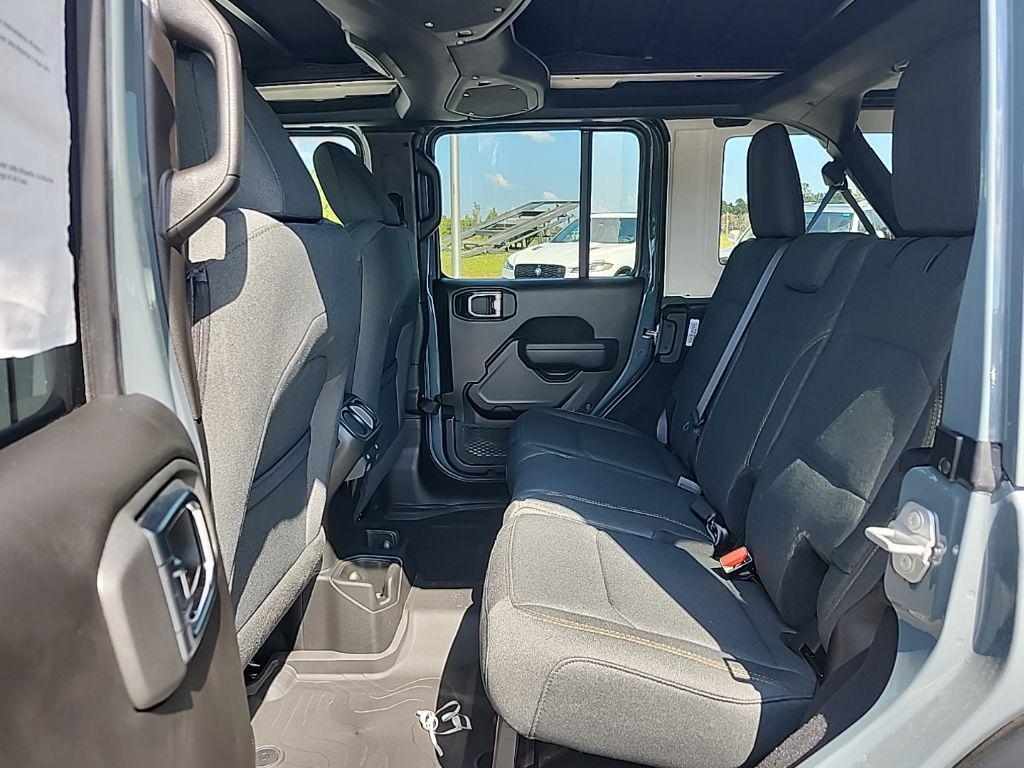 new 2025 Jeep Wrangler car, priced at $51,770