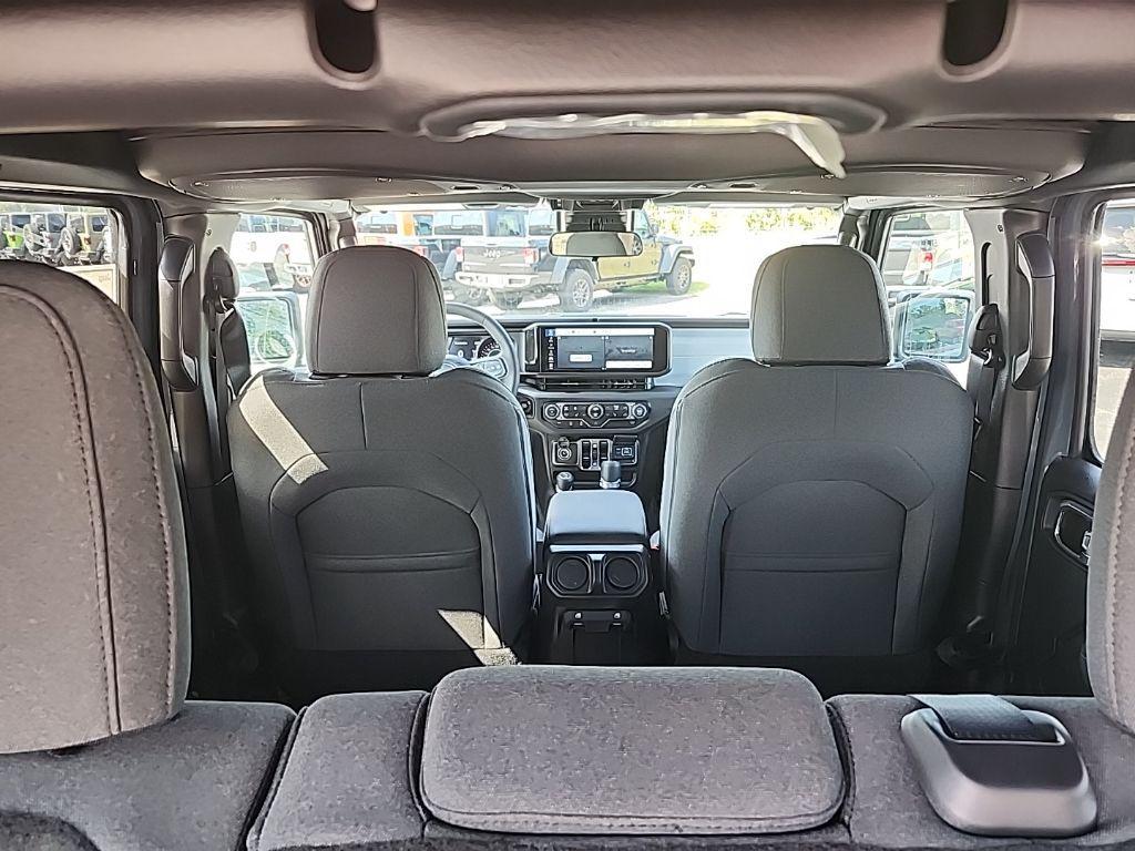 new 2025 Jeep Wrangler car, priced at $51,770
