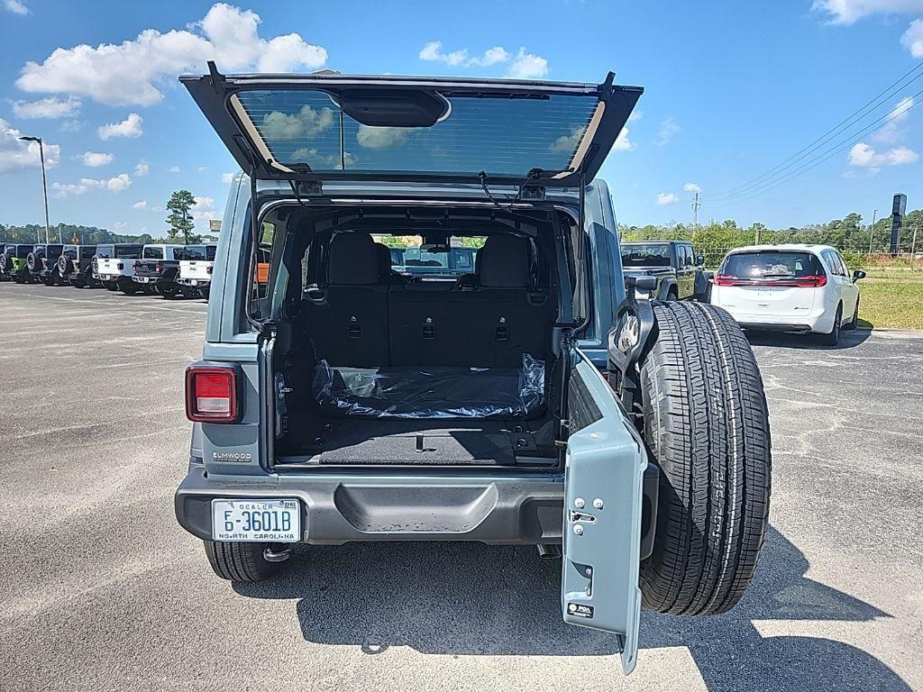 new 2025 Jeep Wrangler car, priced at $51,770
