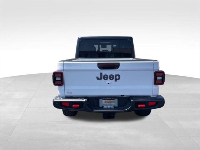 new 2025 Jeep Gladiator car, priced at $53,800