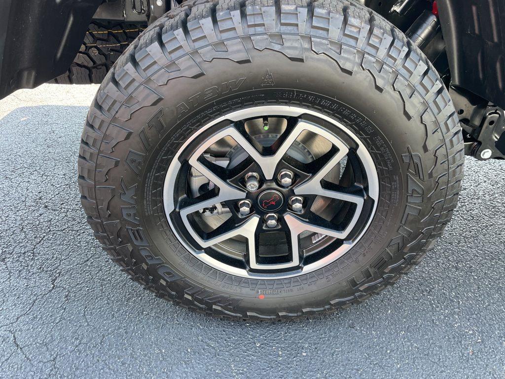new 2025 Jeep Gladiator car, priced at $53,145