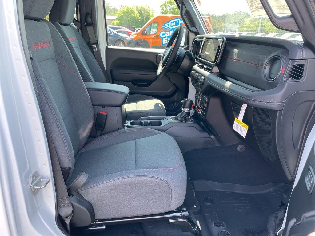 new 2025 Jeep Gladiator car, priced at $53,145