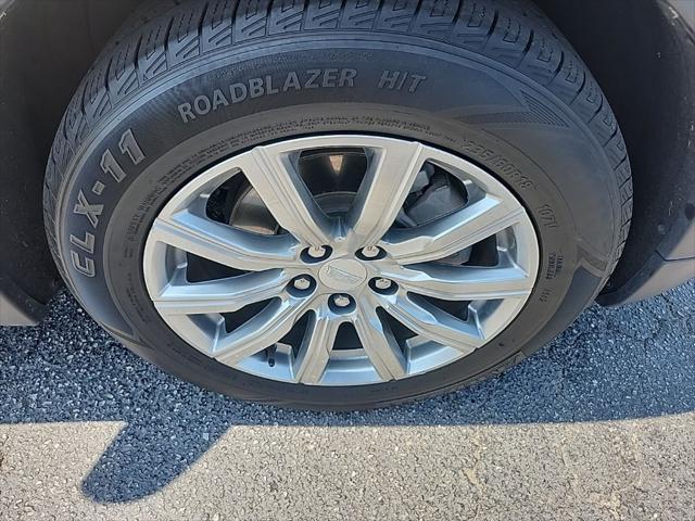 used 2023 Cadillac XT4 car, priced at $24,895