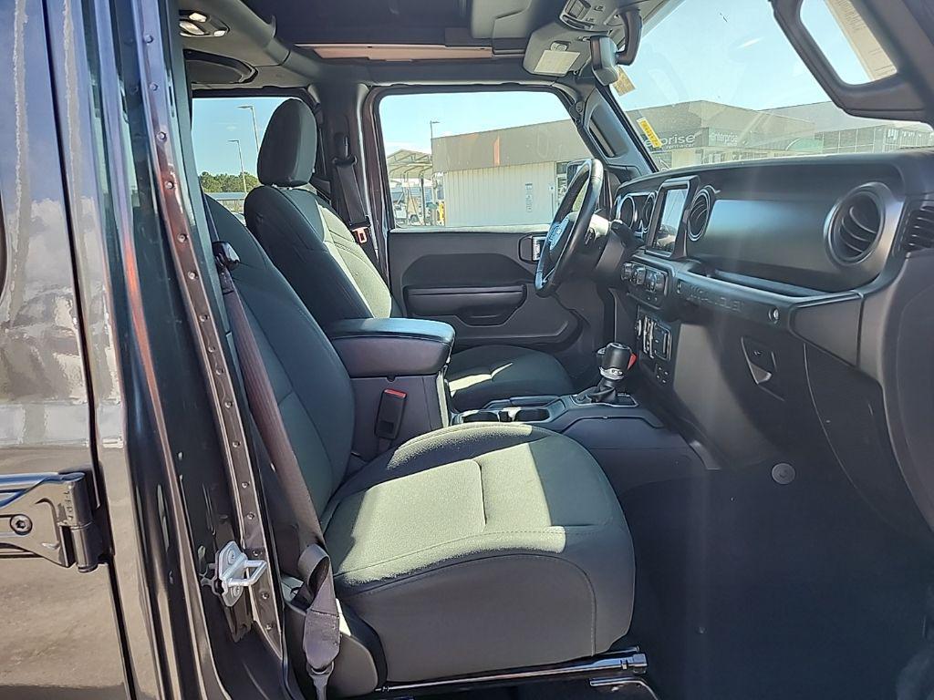 used 2022 Jeep Wrangler Unlimited car, priced at $30,995
