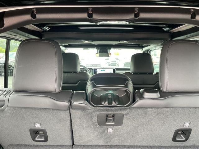 new 2025 Jeep Wrangler car, priced at $50,216