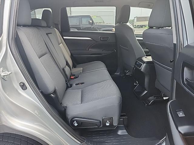 used 2019 Toyota Highlander car, priced at $23,695
