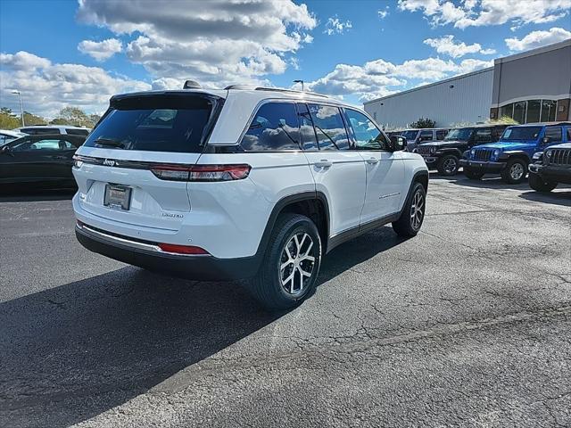 new 2025 Jeep Grand Cherokee car, priced at $47,695