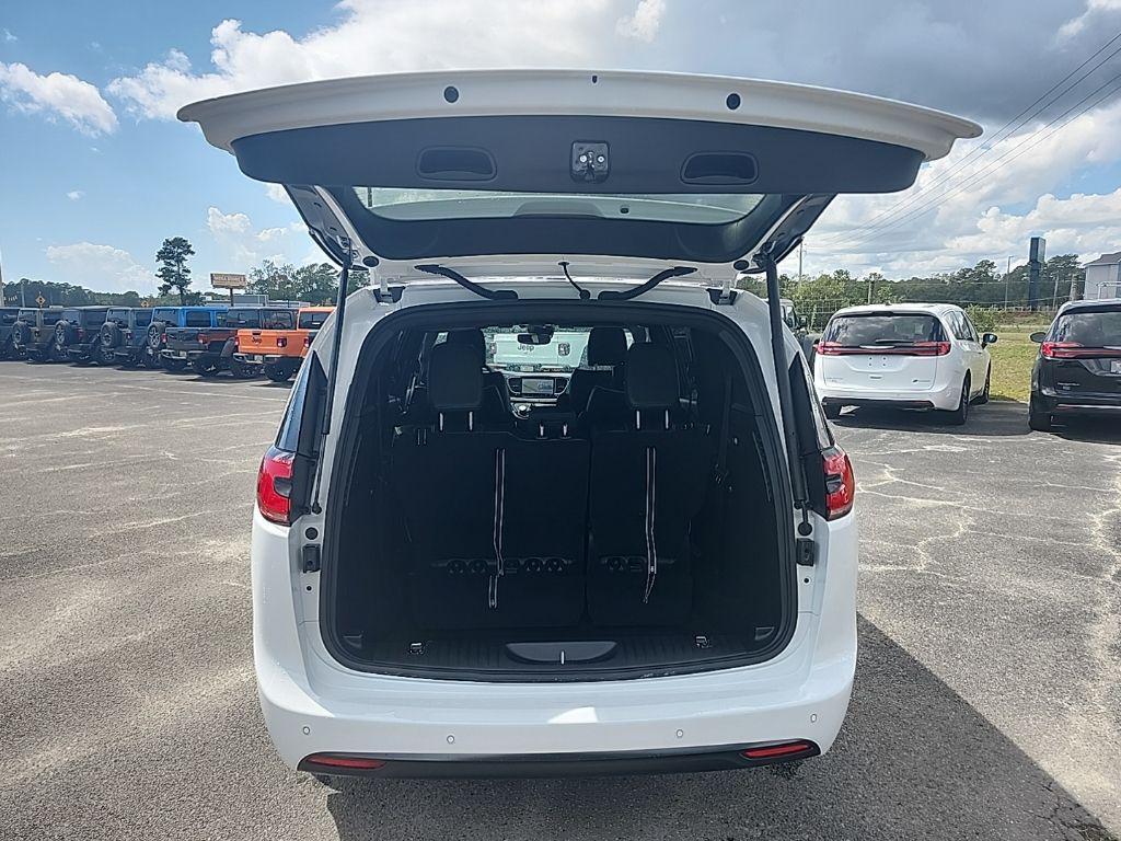 new 2026 Chrysler Pacifica car, priced at $50,129