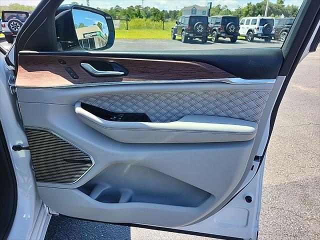 used 2022 Jeep Grand Cherokee car, priced at $39,678