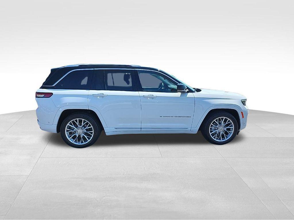 used 2022 Jeep Grand Cherokee car, priced at $38,495