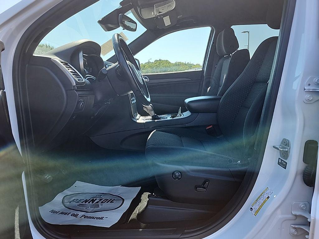 used 2021 Jeep Grand Cherokee car, priced at $21,995