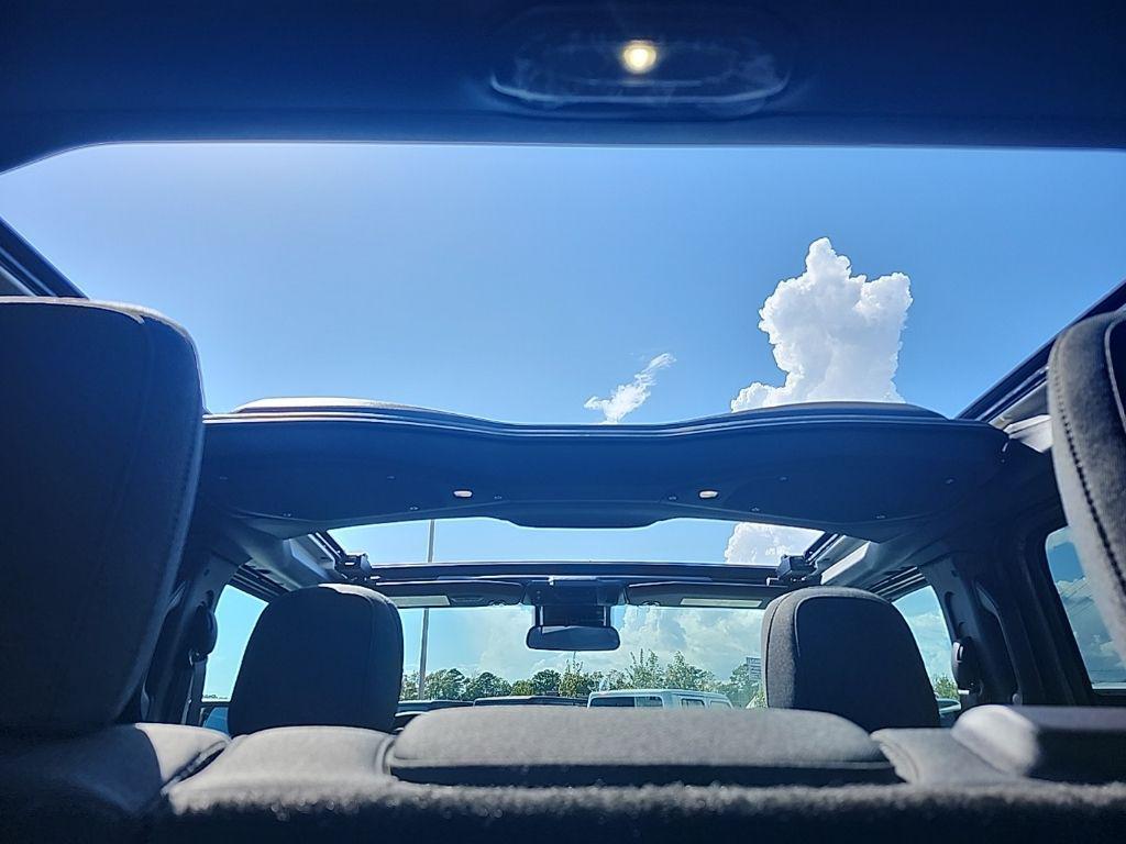 new 2025 Jeep Wrangler car, priced at $47,920