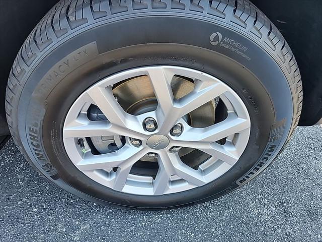 used 2021 Jeep Grand Cherokee L car, priced at $30,833