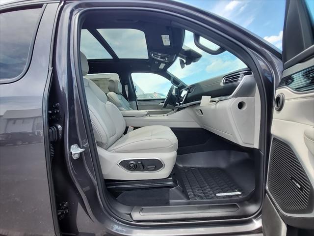 new 2025 Jeep Wagoneer car, priced at $75,530
