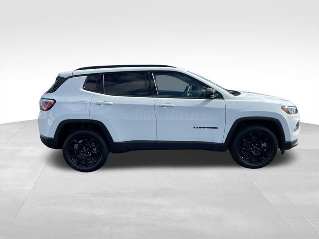 new 2025 Jeep Compass car, priced at $28,760