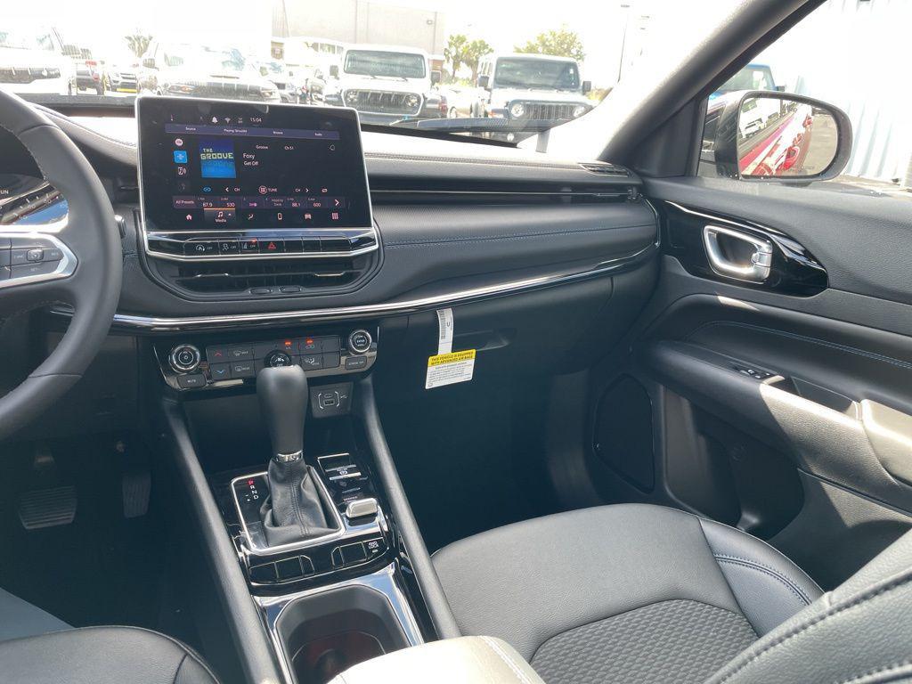 new 2025 Jeep Compass car, priced at $27,483
