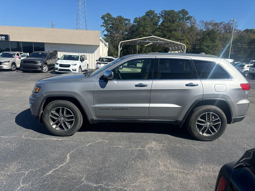 used 2018 Jeep Grand Cherokee car, priced at $14,395