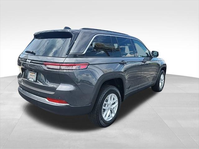 new 2025 Jeep Grand Cherokee car, priced at $38,702