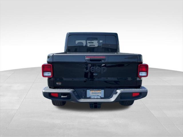 new 2025 Jeep Gladiator car, priced at $40,865
