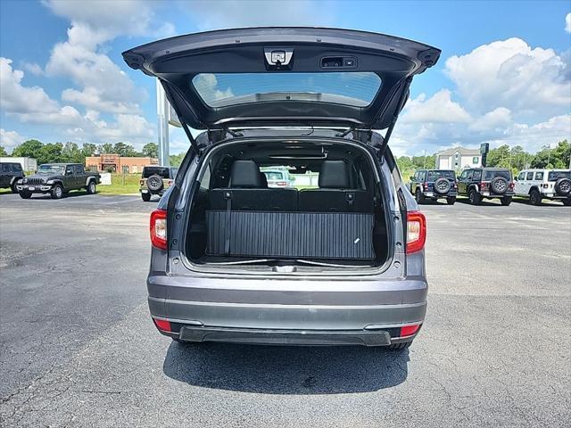 used 2022 Honda Pilot car, priced at $30,695