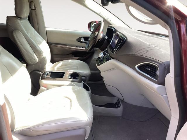 used 2021 Chrysler Pacifica Hybrid car, priced at $20,900