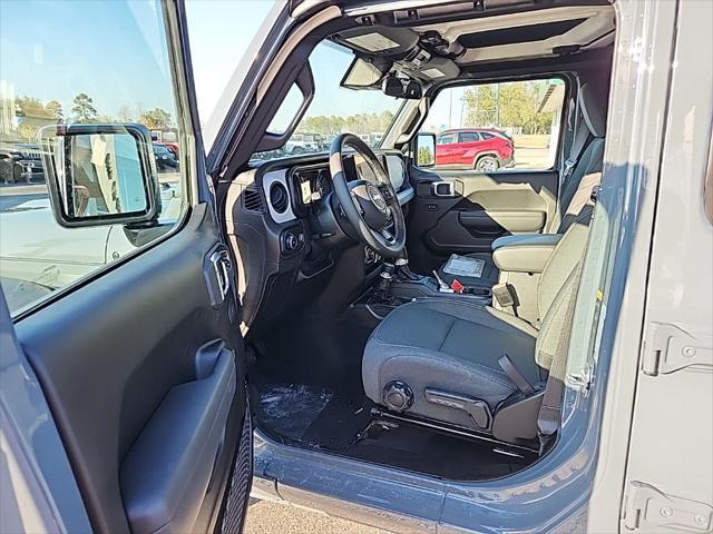 new 2025 Jeep Wrangler car, priced at $47,405