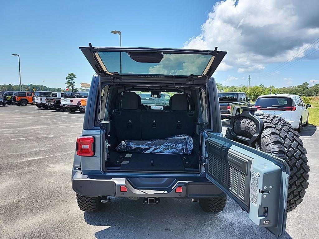 new 2025 Jeep Wrangler car, priced at $51,150