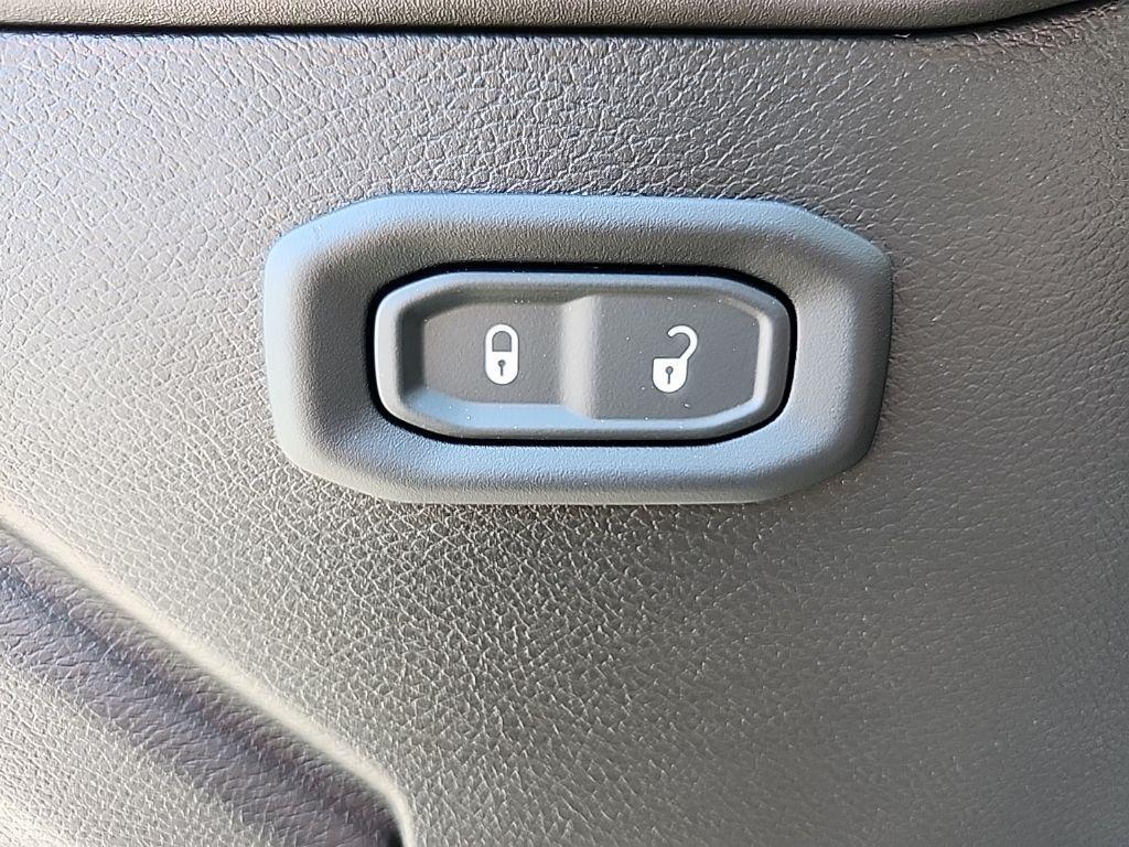 new 2025 Jeep Wrangler car, priced at $51,150