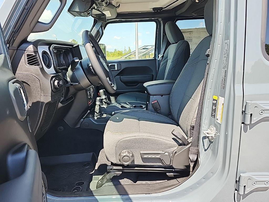 new 2025 Jeep Wrangler car, priced at $51,150