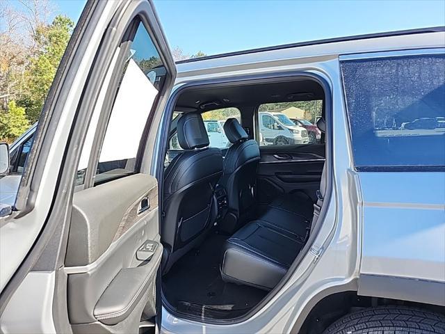 new 2025 Jeep Grand Cherokee car, priced at $43,790