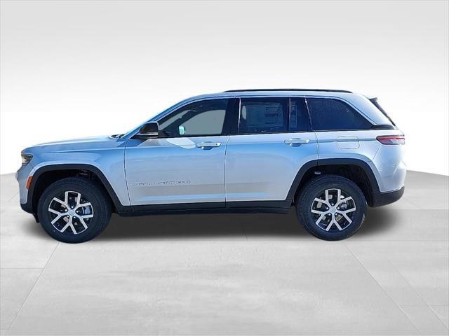 new 2025 Jeep Grand Cherokee car, priced at $43,790