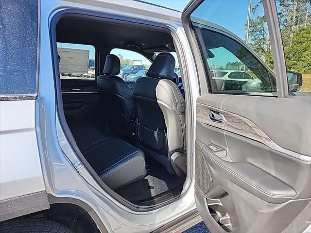 new 2025 Jeep Grand Cherokee car, priced at $43,790