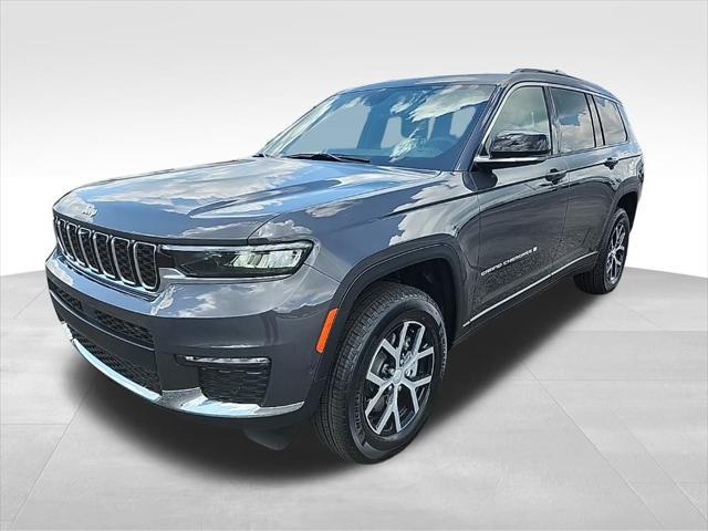 new 2025 Jeep Grand Cherokee car, priced at $48,552