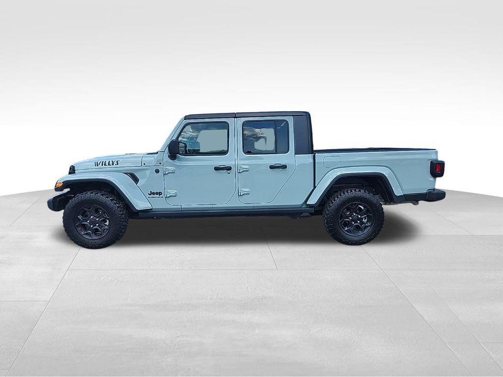 used 2023 Jeep Gladiator car, priced at $34,333