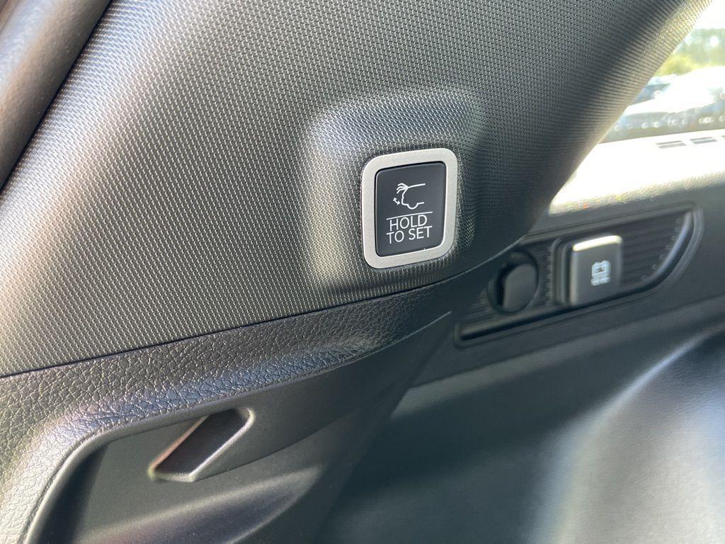 new 2025 Jeep Grand Cherokee car, priced at $45,335