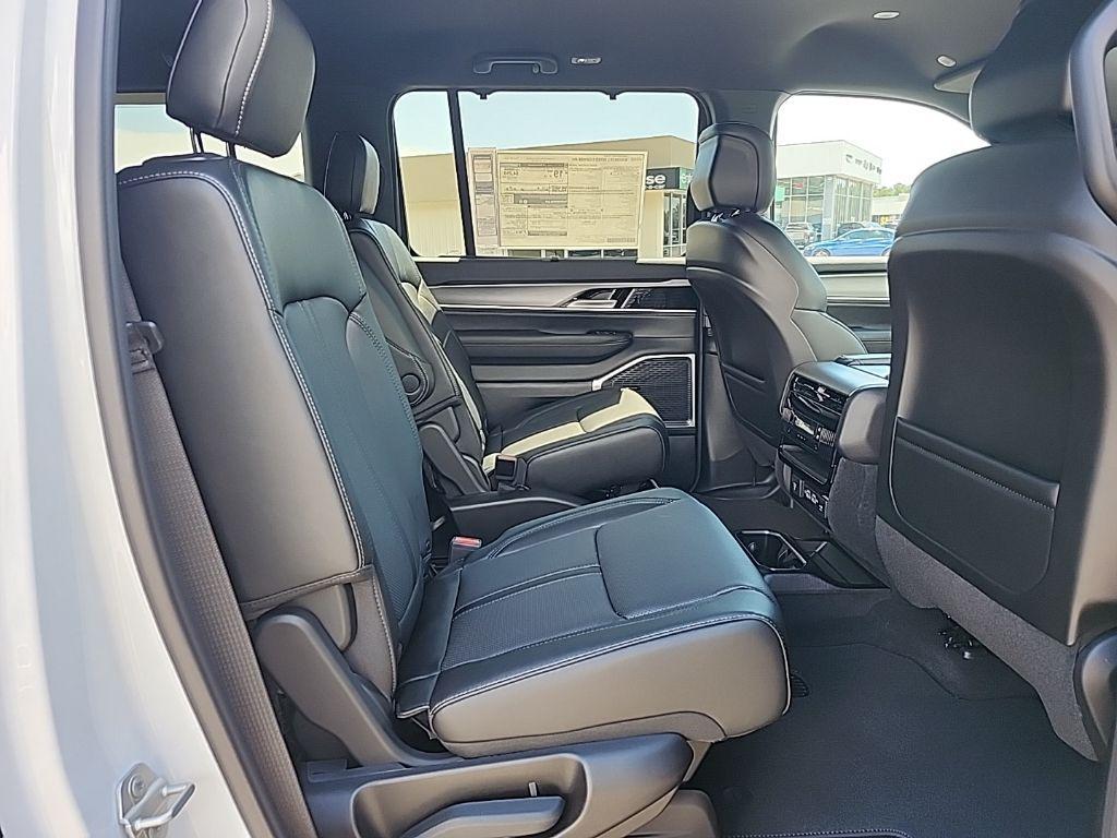 new 2025 Jeep Wagoneer car, priced at $73,379