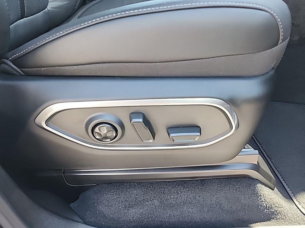 new 2025 Jeep Wagoneer car, priced at $73,379