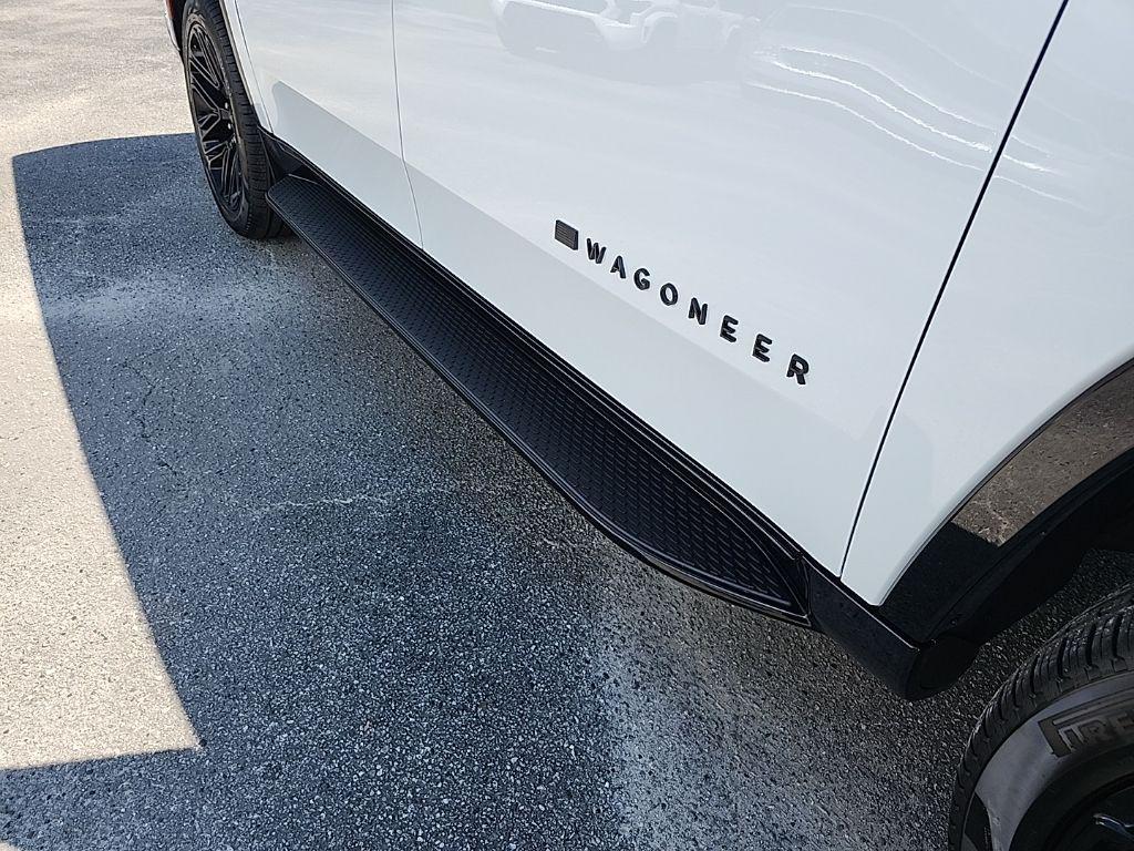 new 2025 Jeep Wagoneer car, priced at $73,379