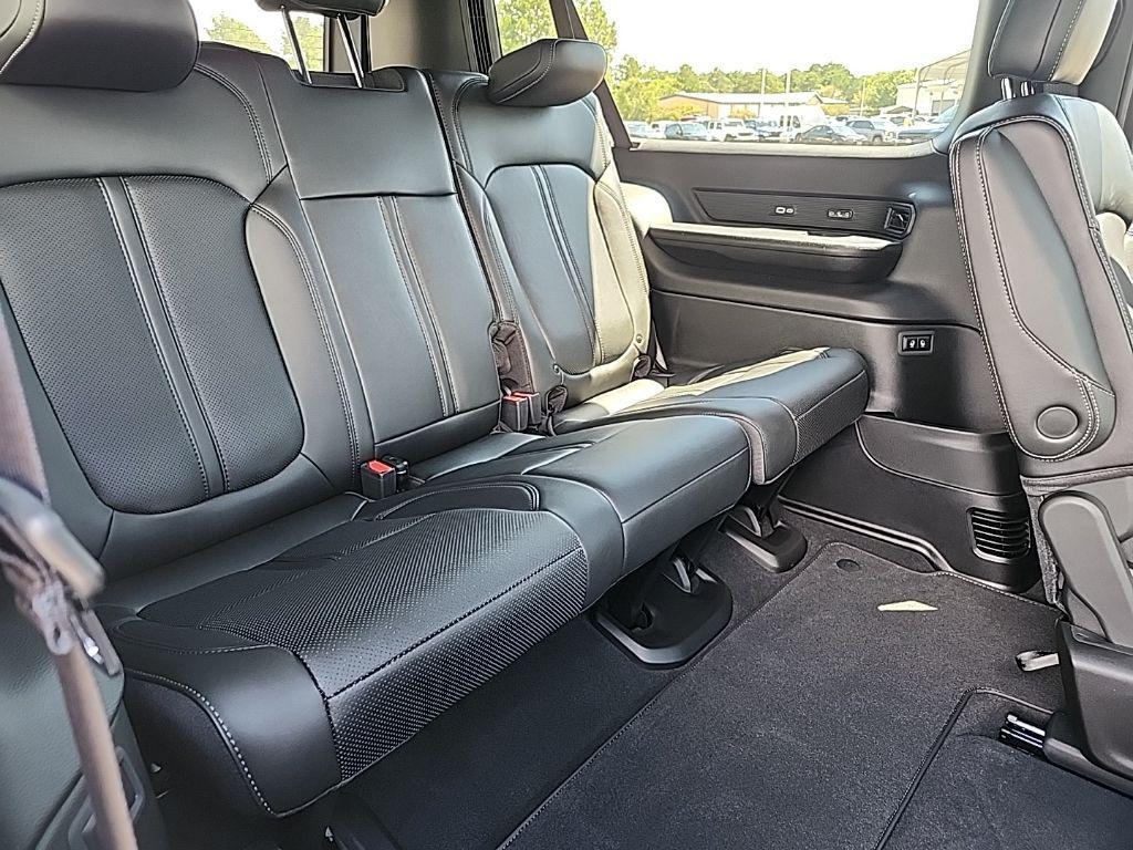 new 2025 Jeep Wagoneer car, priced at $73,379