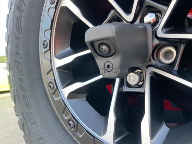 new 2025 Jeep Wrangler car, priced at $52,088