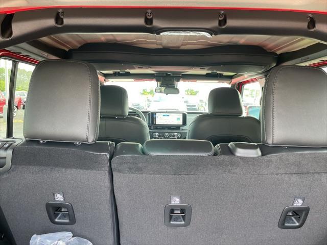 new 2025 Jeep Wrangler car, priced at $52,088