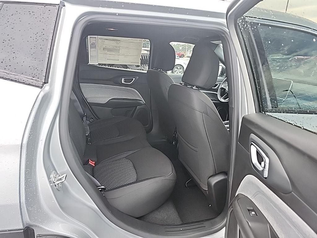 new 2025 Jeep Compass car, priced at $27,878