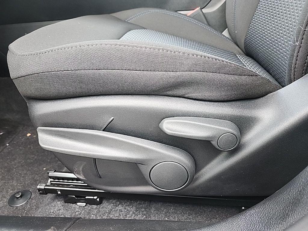 new 2025 Jeep Compass car, priced at $27,878