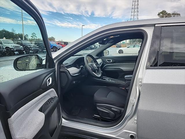 new 2025 Jeep Compass car, priced at $28,090