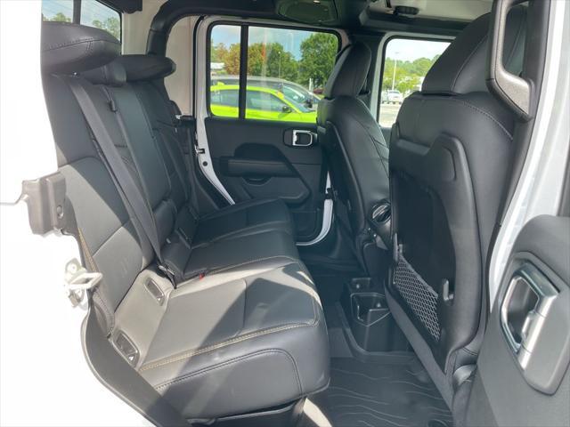new 2025 Jeep Gladiator car, priced at $41,171