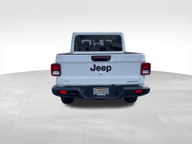 new 2025 Jeep Gladiator car, priced at $41,171