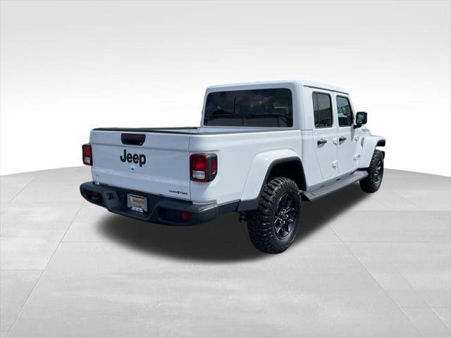 new 2025 Jeep Gladiator car, priced at $41,171