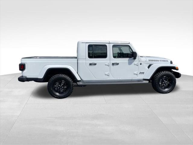 new 2025 Jeep Gladiator car, priced at $41,171