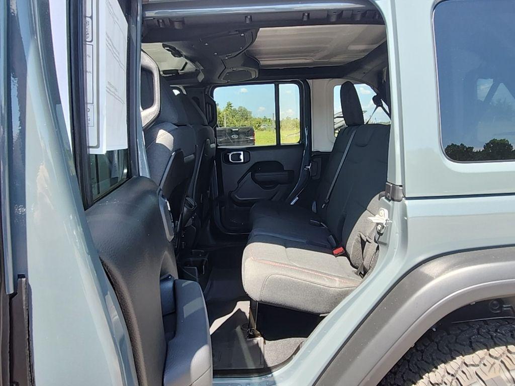 new 2025 Jeep Wrangler car, priced at $57,600