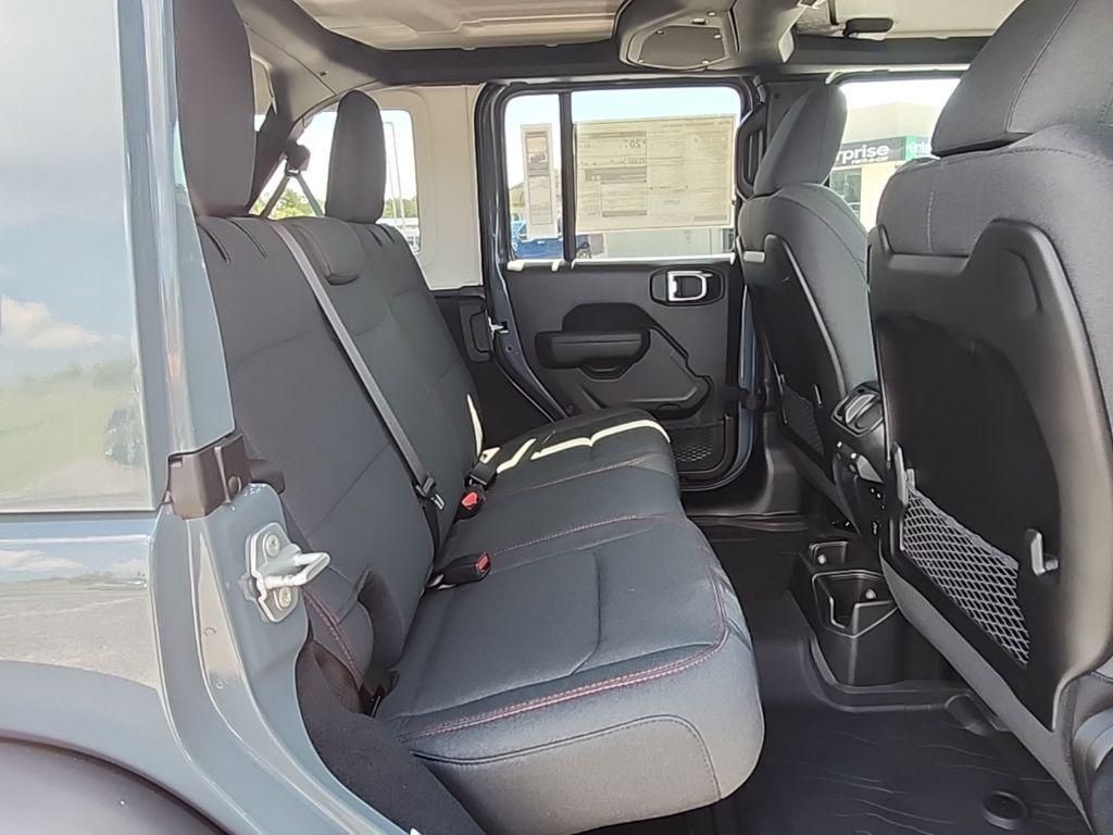 new 2025 Jeep Wrangler car, priced at $57,600